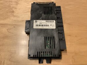 自動車整備士が教えるFRM交換 MINI クロスオーバー R60で徹底解説 | TS-KK-Base