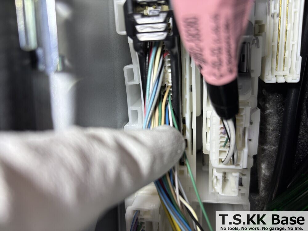 GK1コネクターのピン番号確認