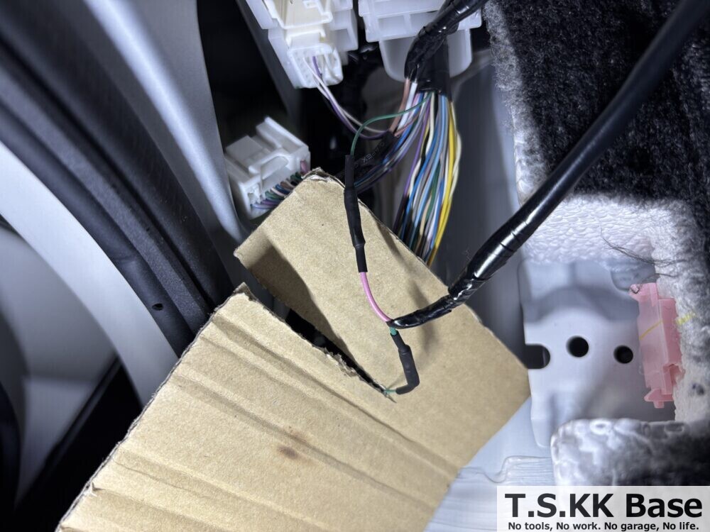 パワーバックドア側の結線